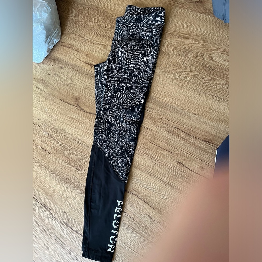 Peloton x Lululemom leggings